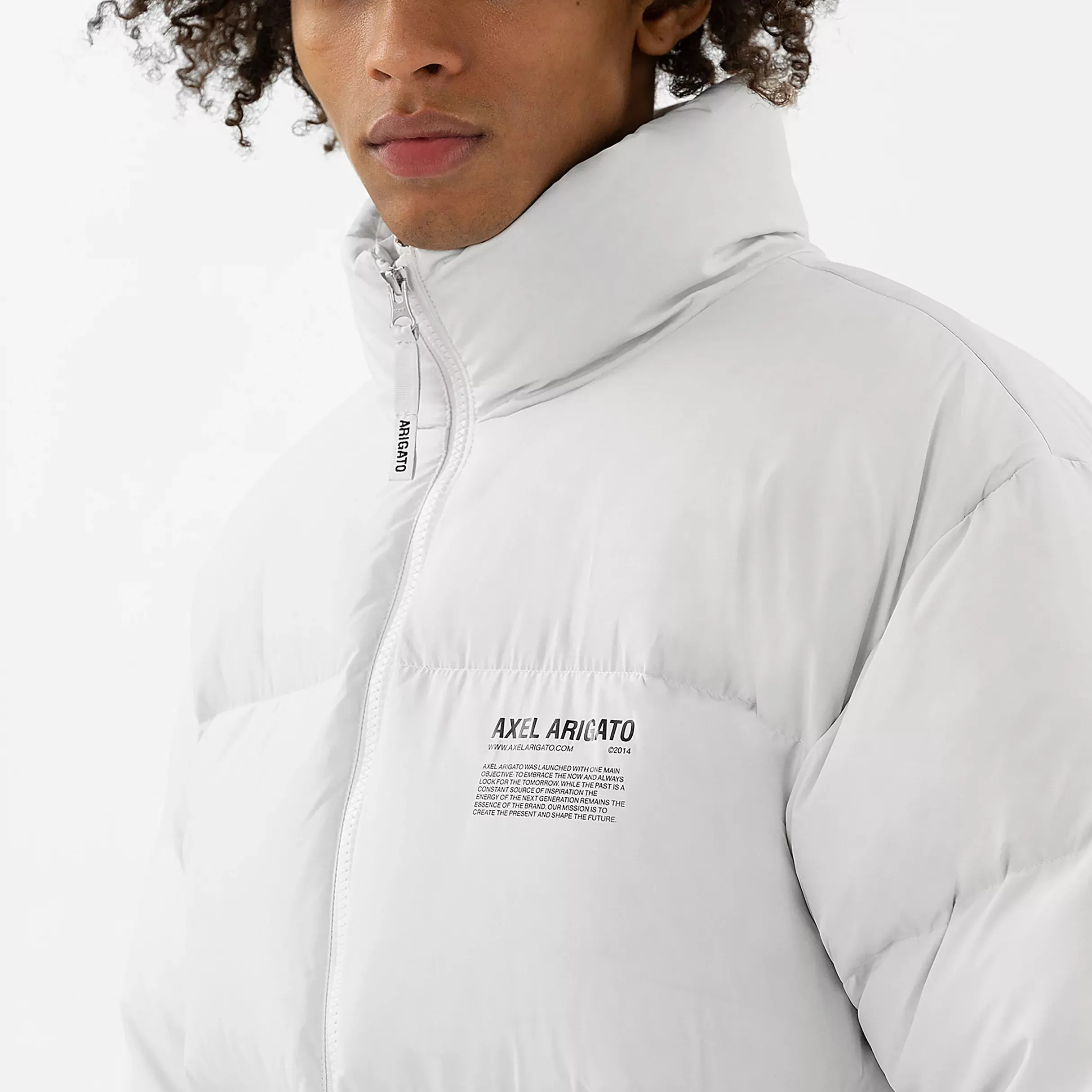 Axel Arigato - Observer Puffer Jacket in Off White