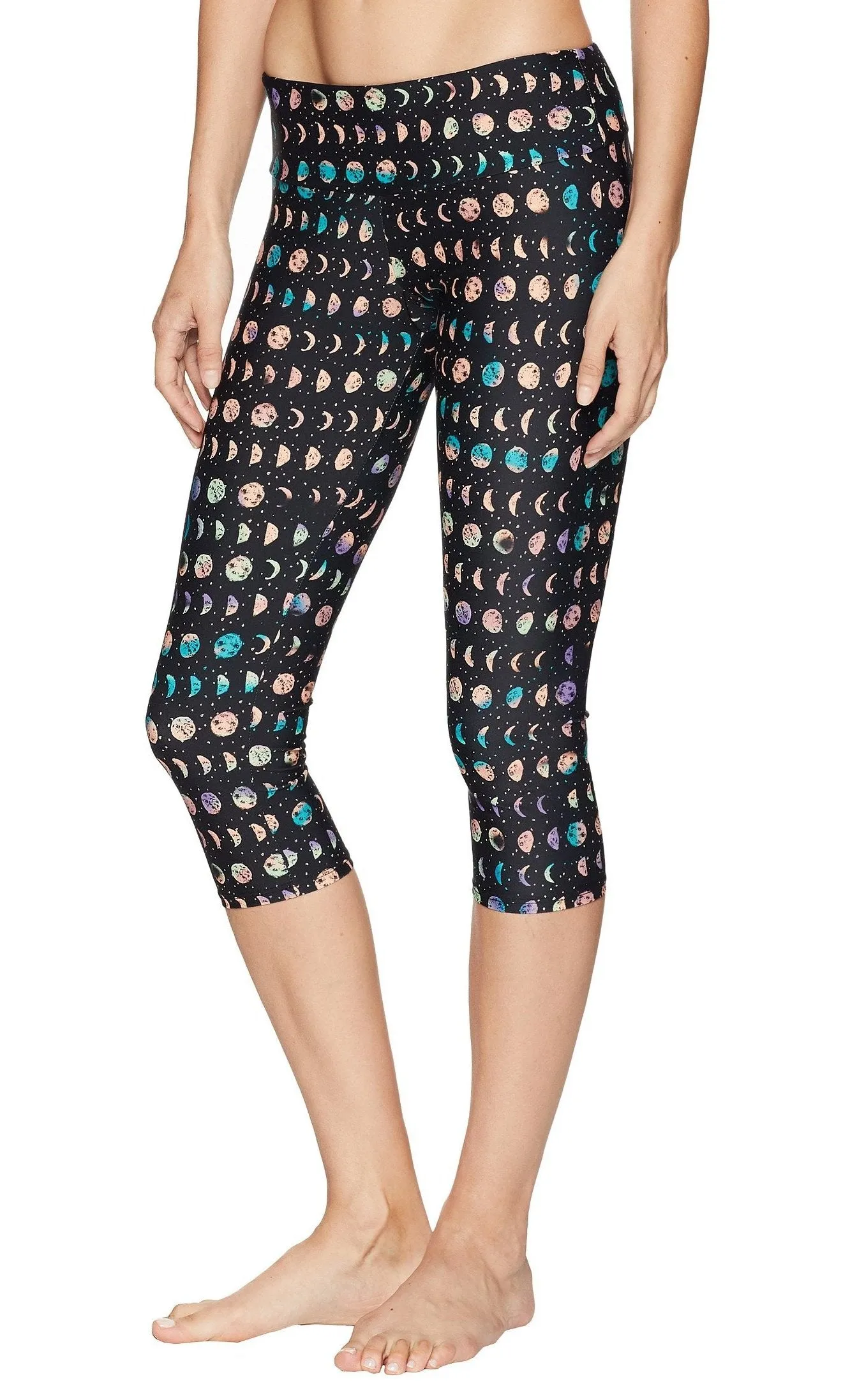 Onzie Capri Legging Moon Phased