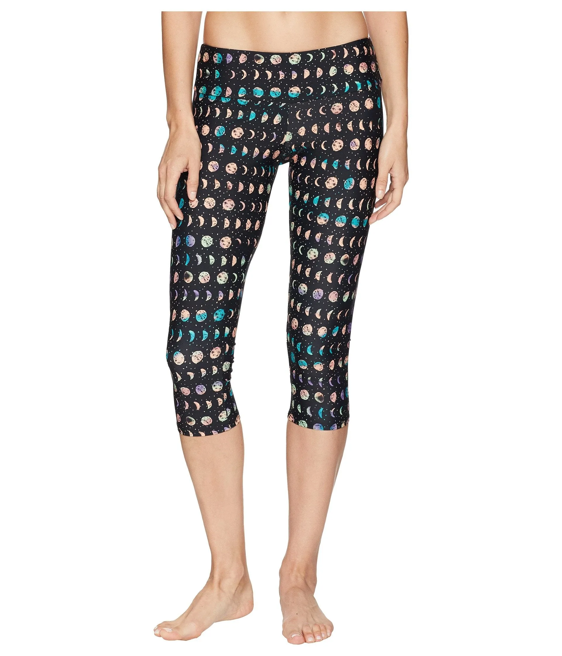 Onzie Capri Legging Moon Phased