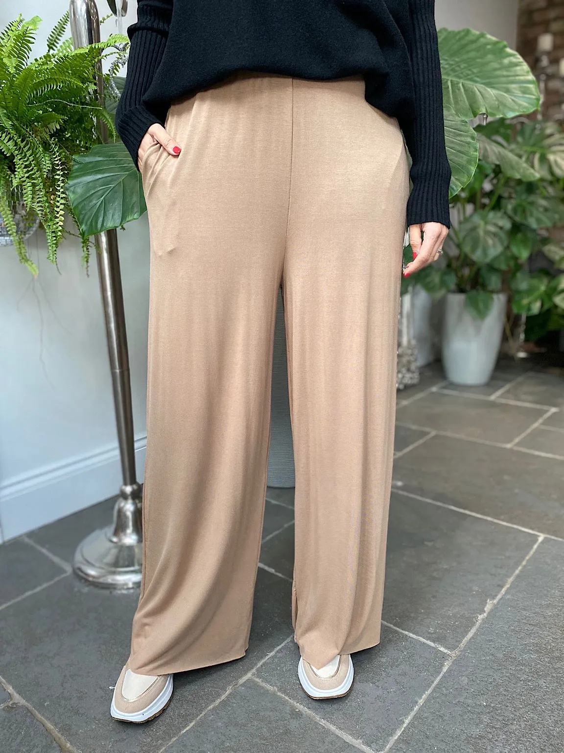 Wide Leg Trousers Elena